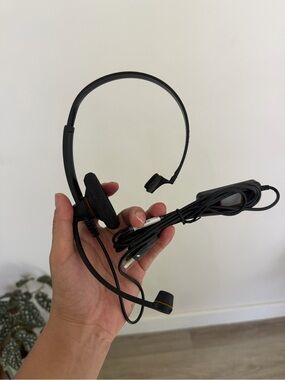 Black Over-Ear Wired Headset with Inline Microphone - Black